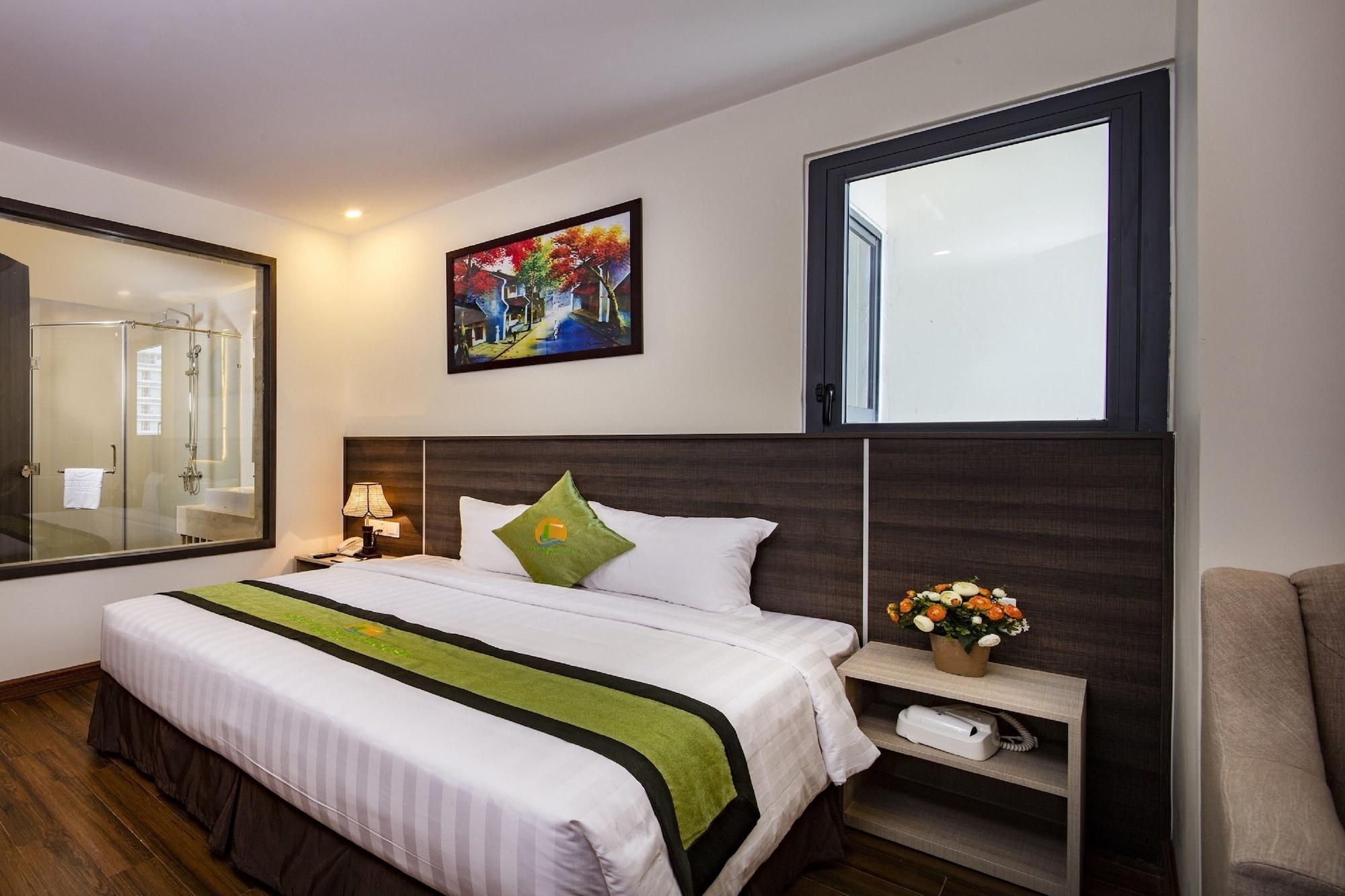 B&N Hotel Нячанг Екстер'єр фото