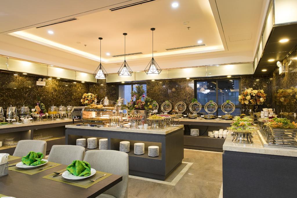 B&N Hotel Нячанг Екстер'єр фото