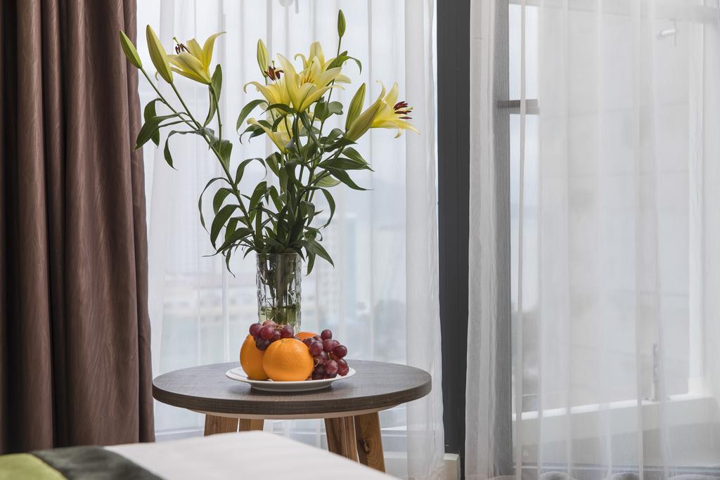B&N Hotel Нячанг Екстер'єр фото