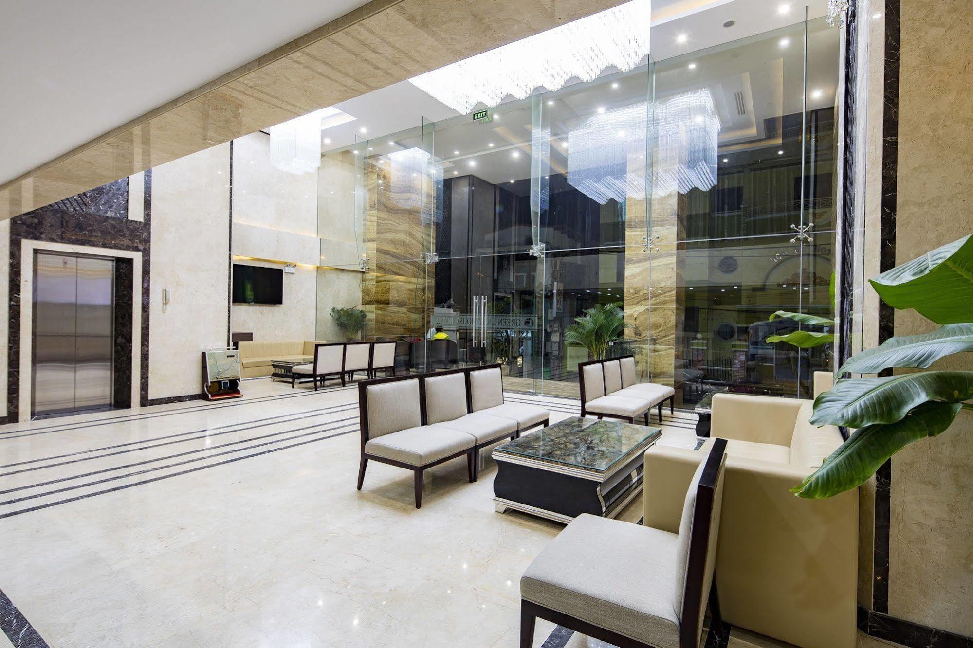 B&N Hotel Нячанг Екстер'єр фото